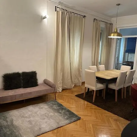 Cordusio Apartment Milan
