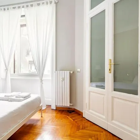 Apartment Cordusio Mailand