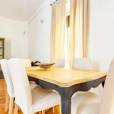 Apartment Cordusio Mailand